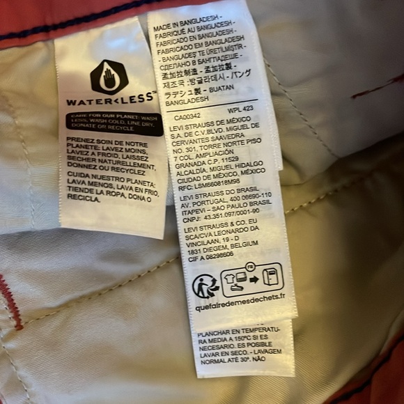 Red Levi’s Chino Shorts - Picture 3 of 4